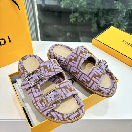 フェンディ スリッパ