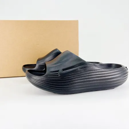 ナイキ スリッパ