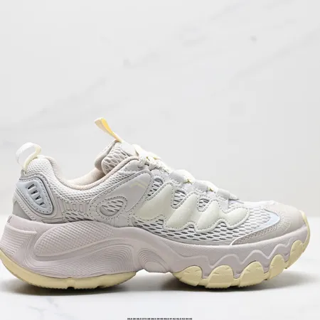 フィラ スニーカー