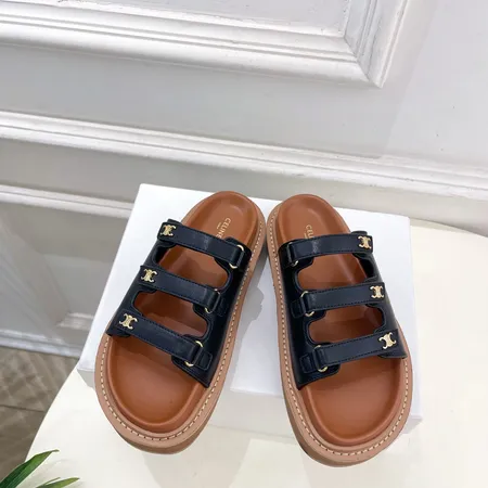 セリーヌ スリッパ