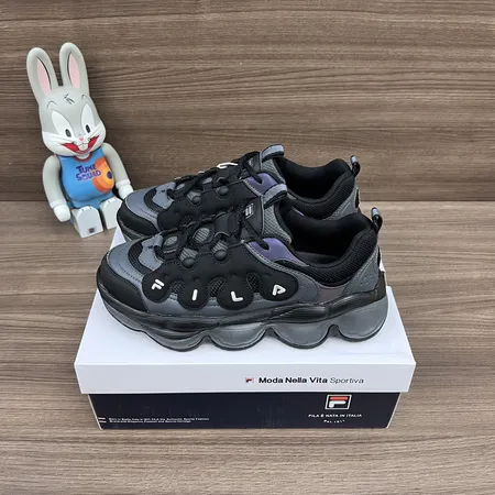 フィラ カジュアルシューズ