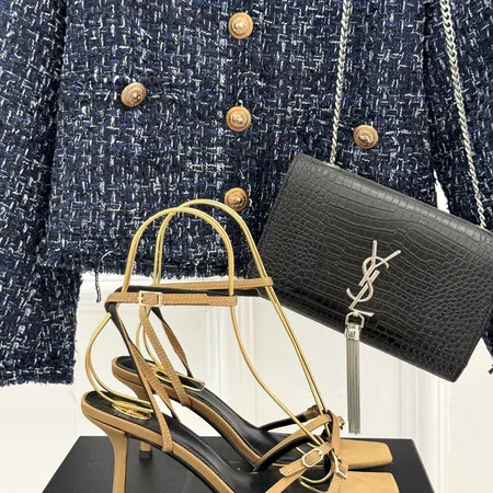 イブサンローラン サンダル