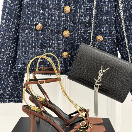 イブサンローラン サンダル