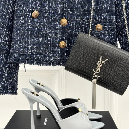 イブサンローラン サンダル