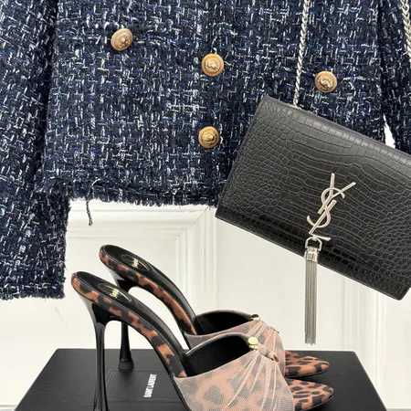 イブサンローラン サンダル