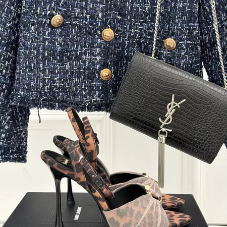 イブサンローラン サンダル