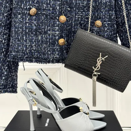 イブサンローラン サンダル