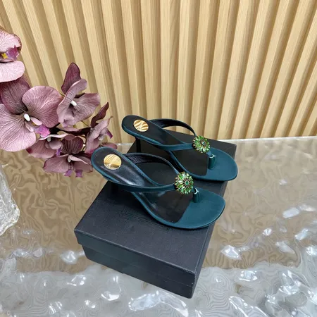 イブサンローラン サンダル