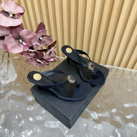 イブサンローラン サンダル