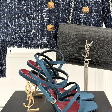 イブサンローラン サンダル