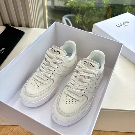 セリーヌ カジュアルシューズ
