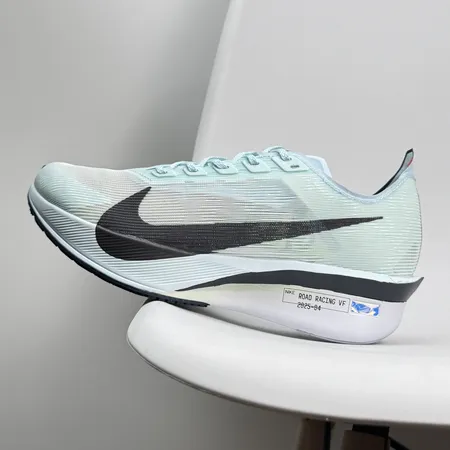 ナイキ スニーカー