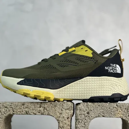 ノースフェイス スニーカー