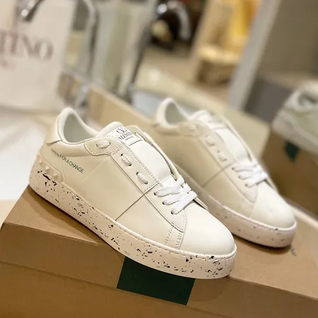 ヴァレンティノ カジュアルシューズ