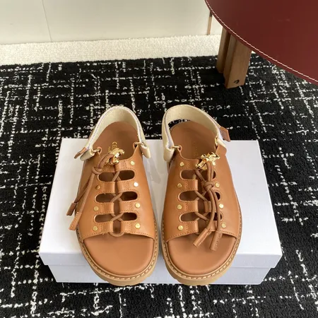 セリーヌ サンダル