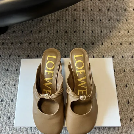 ロエベ サンダル