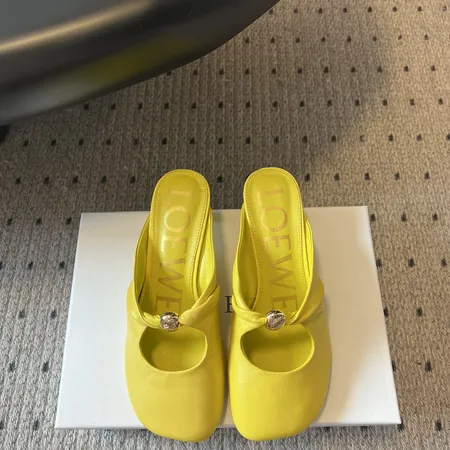 ロエベ サンダル