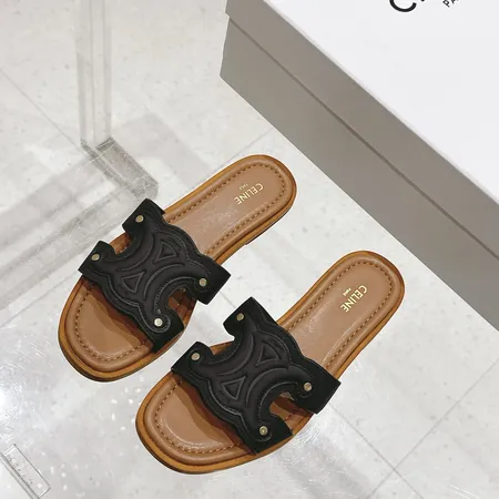 セリーヌ スリッパ