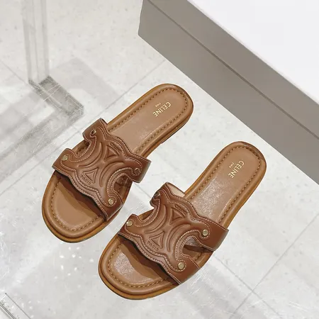 セリーヌ スリッパ