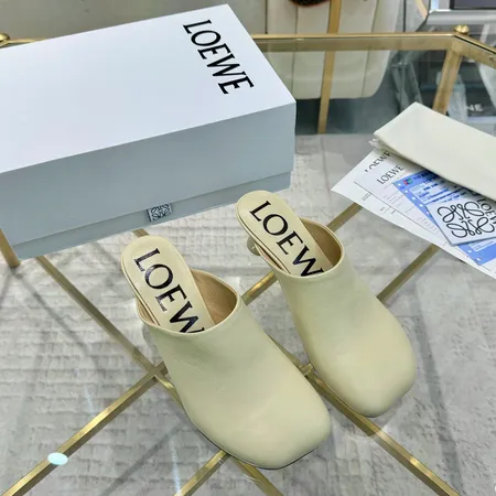 ロエベ サンダル