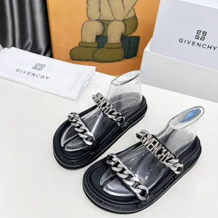 ジバンシィ スリッパ