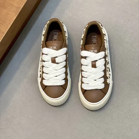 ディオール カジュアルシューズ