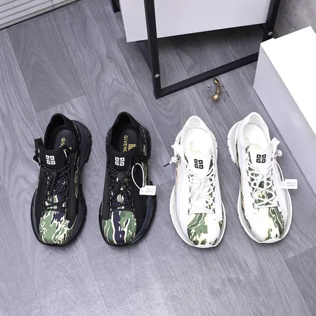 ジバンシィ カジュアルシューズ