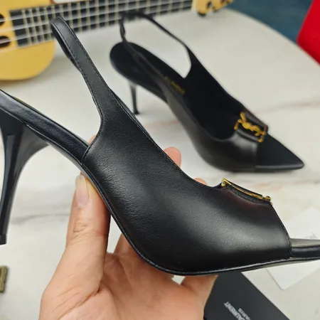 イブサンローラン サンダル