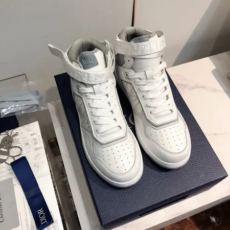 ディオール カジュアルシューズ