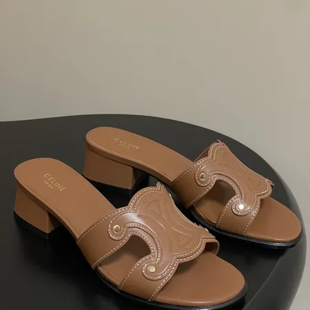 セリーヌ サンダル