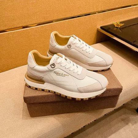 フェラガモ カジュアルシューズ