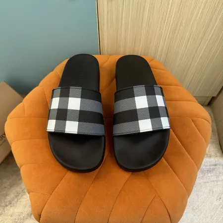 バーバリー ス スリッパ