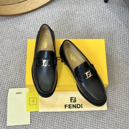 フェンディ ビジネスシューズ