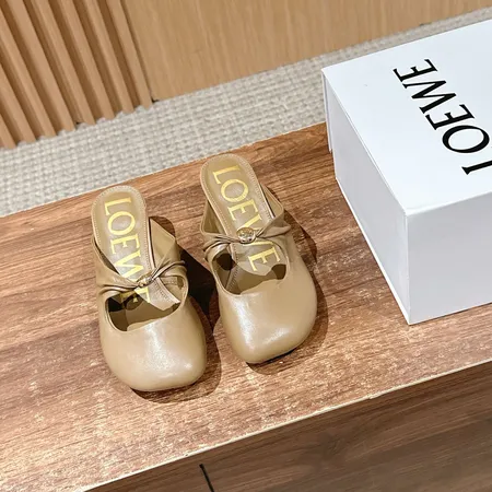 ロエベ スリッパ