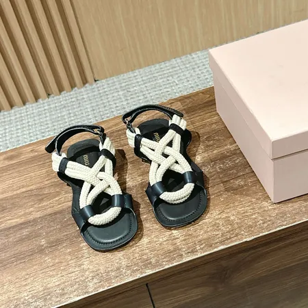 ミュウミュウ サンダル