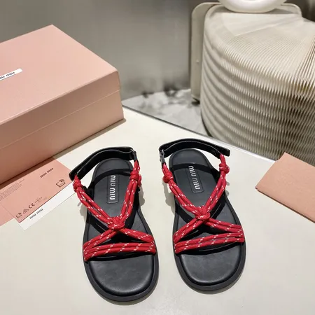 ミュウミュウ サンダル