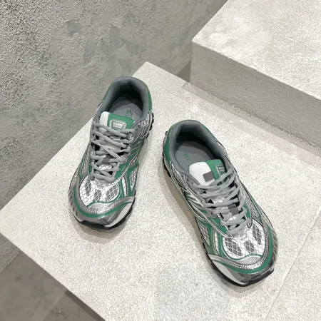 ボッテガ ヴェネタ スニーカー