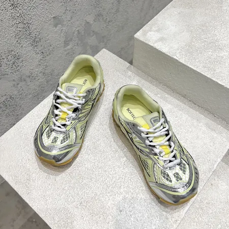 ボッテガ ヴェネタ スニーカー