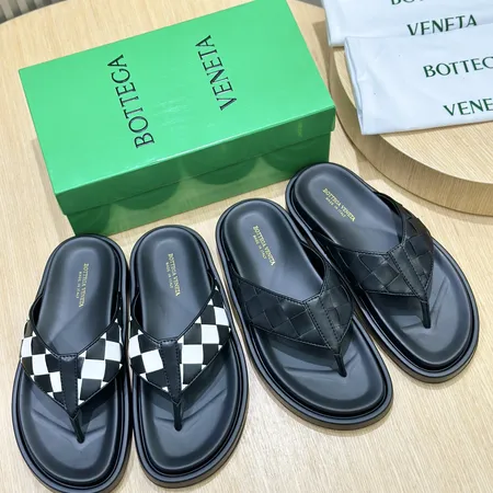 ボッテガ ヴェネタ スリッパ