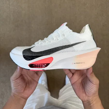 ナイキ スニーカー