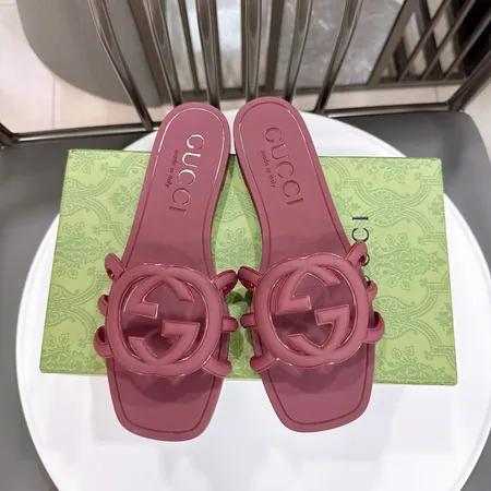 グッチ スリッパ