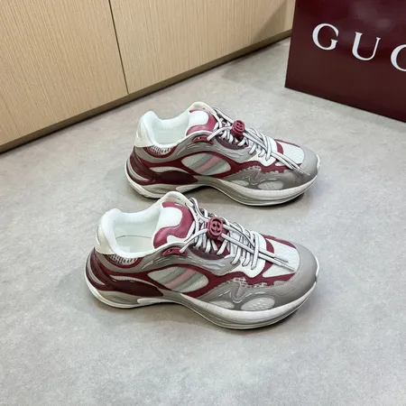 グッチ スニーカー