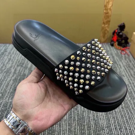 クリスチャン・ルブタン スリッパ