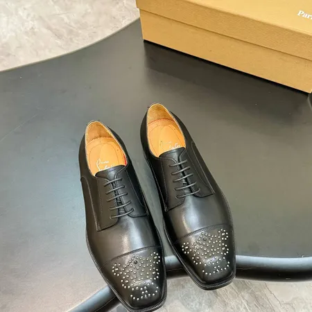 クリスチャン・ルブタン ビジネスシューズ