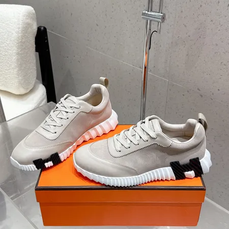 エルメス スニーカー