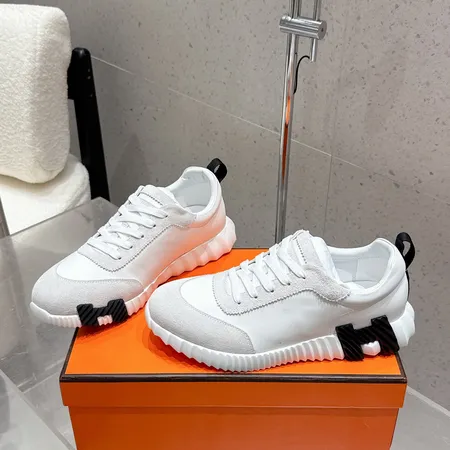 エルメス スニーカー