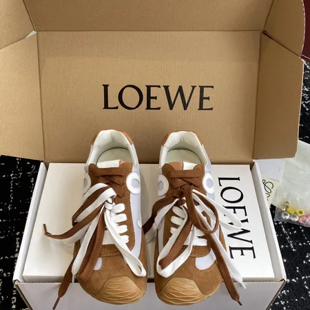 ロエベ カジュアルシューズ