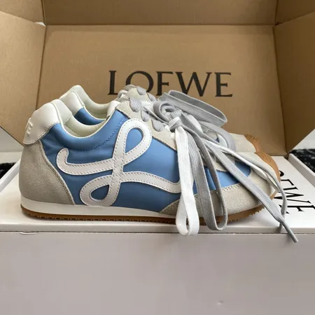 ロエベ カジュアルシューズ