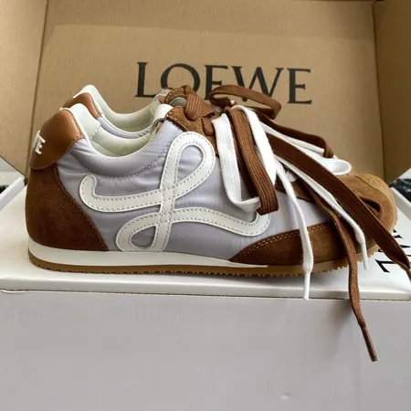 ロエベ カジュアルシューズ