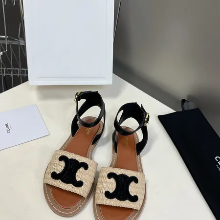 セリーヌ サンダル